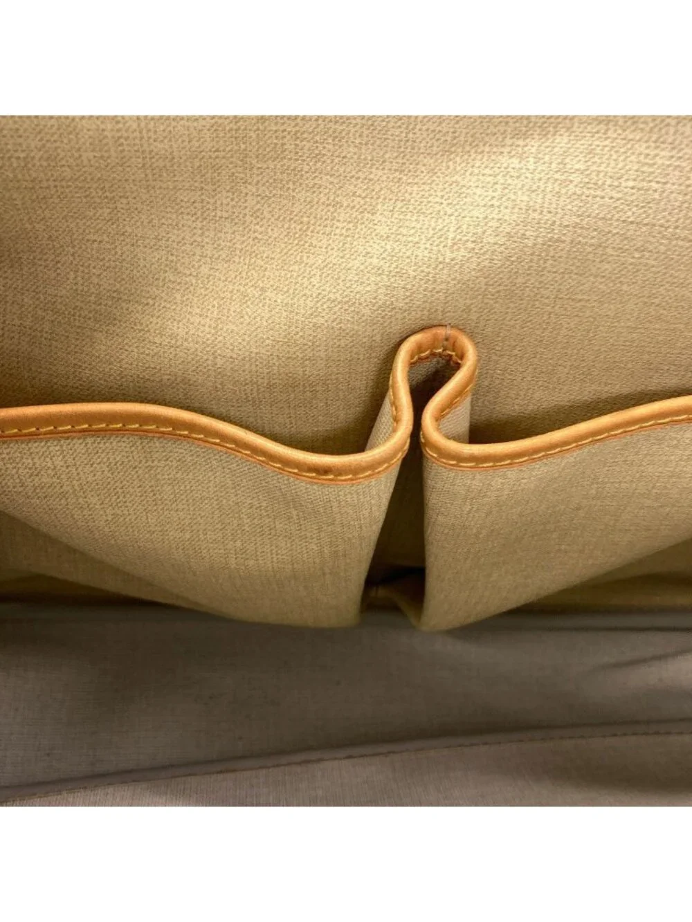 Louis Vuitton Reporter GM Shoulder Bag Monogram Canvas